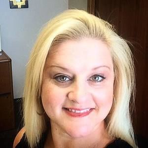 Meet your Posher, Alicia